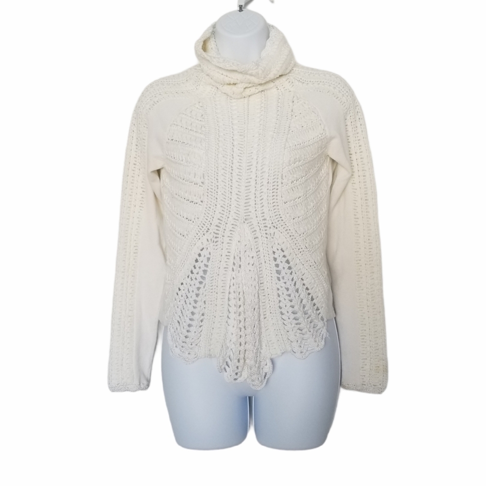 Yuka Platinum Open Knit Crochet Sweater Cowl Neck Long Sleeve Relaxed Size Small